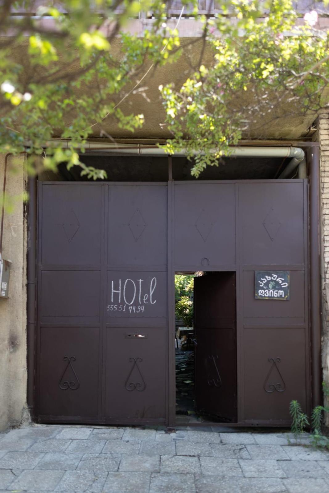 Wine House Hotel Тбилиси Екстериор снимка